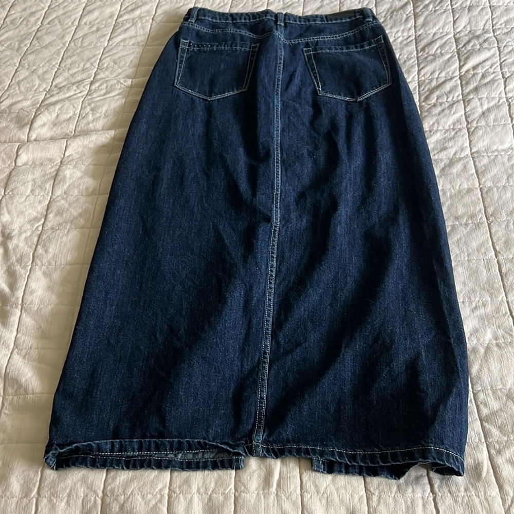 Blank NYC Dark Blue Denim Skirt with Front Slit - Picture 4 of 7